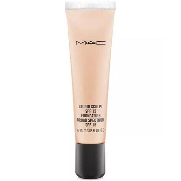 MAC Studio sculpt SPF 15 FOUNDATION 40ML 1.3floz NC37 New In Box - Picture 1 of 5